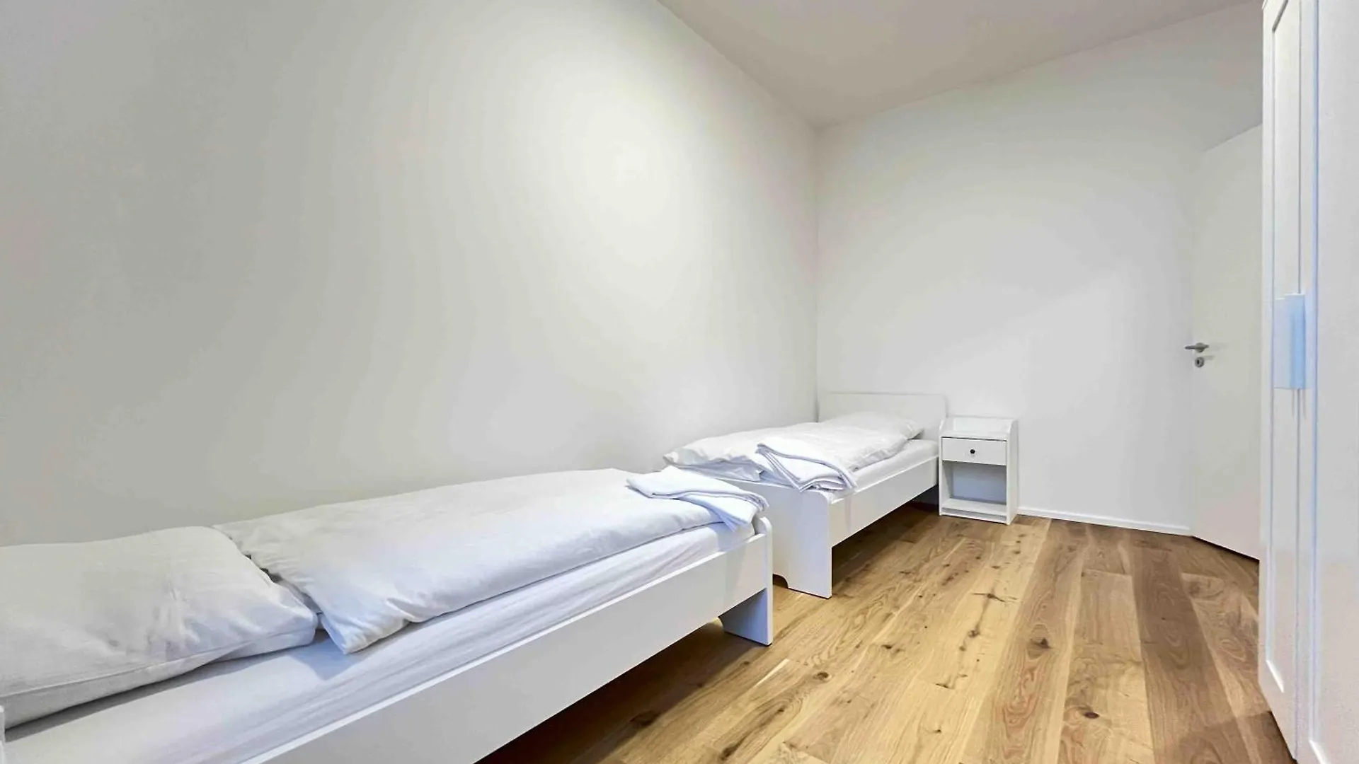 Apartment Am1089 - Moderne Monteurwohnung Uebergangswohnung Amberg Germany